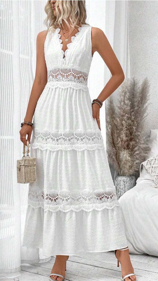 Chic Lace V-Neck Dress