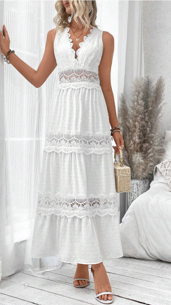 Chic Lace V-Neck Dress