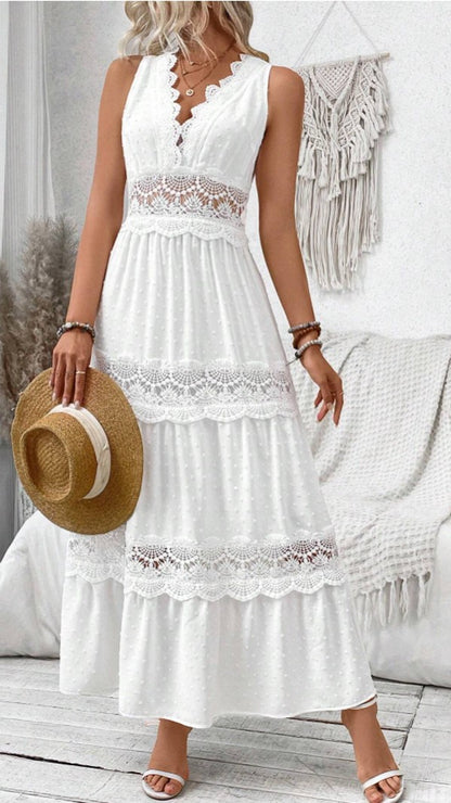 Chic Lace V-Neck Dress