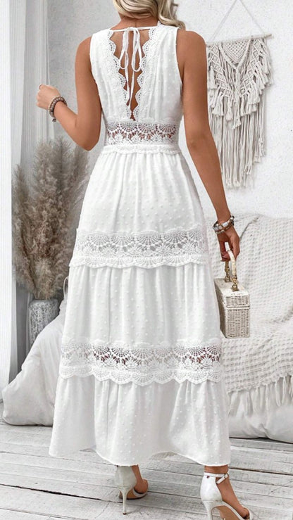 Chic Lace V-Neck Dress
